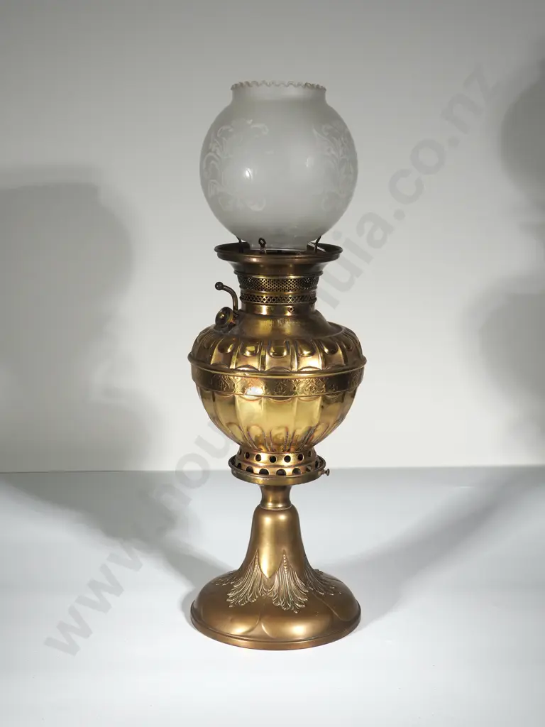 Miller Kerosine Lamp Missing Glass Chimney Image 1++