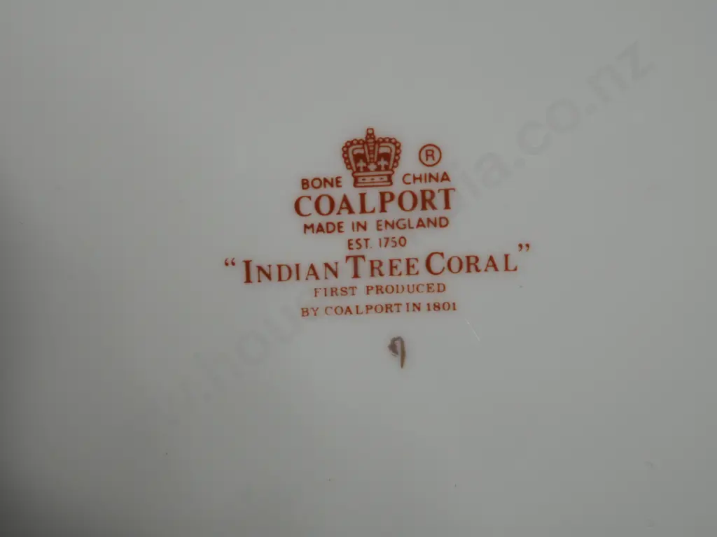 Lot of Coalport Plates & Ginger Jar - Indian Tree Coral Pattern Image 1++