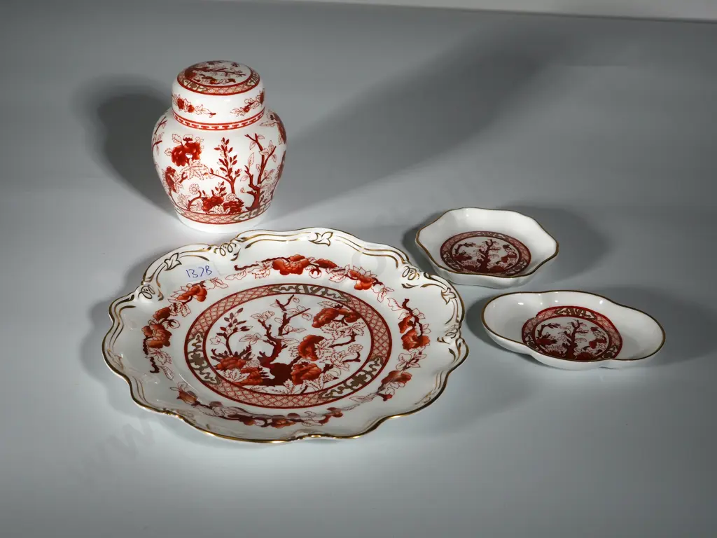 Lot of Coalport Plates & Ginger Jar - Indian Tree Coral Pattern Image 1++