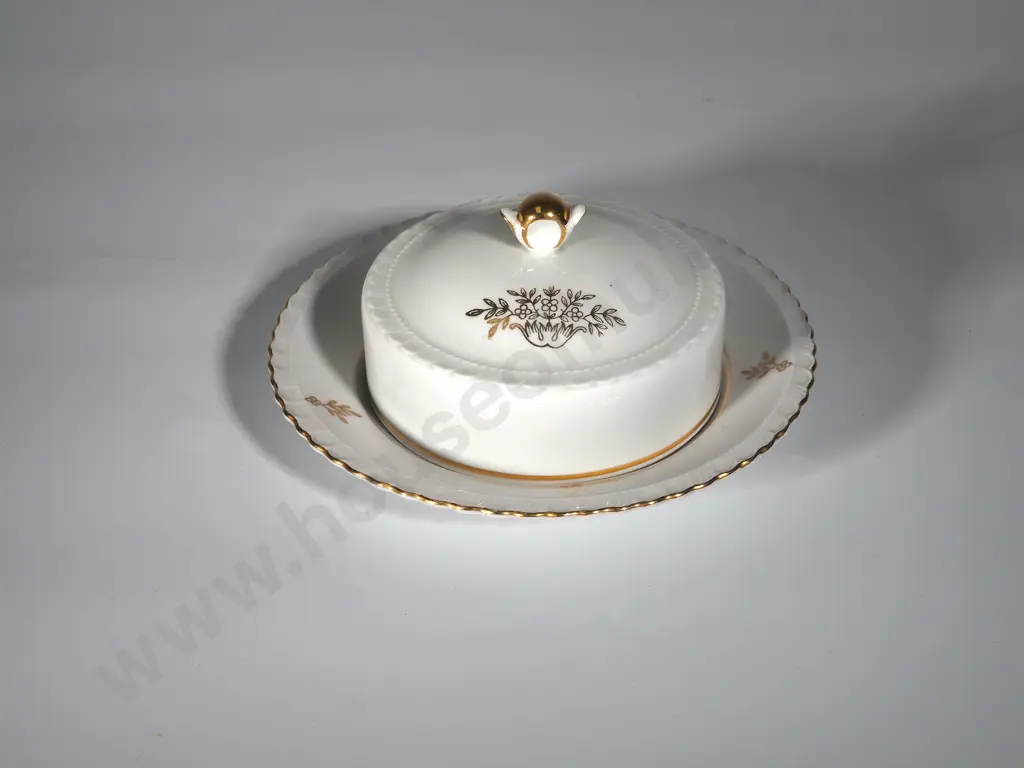 Covered Czech Porcelain Serving Dish Image 1++