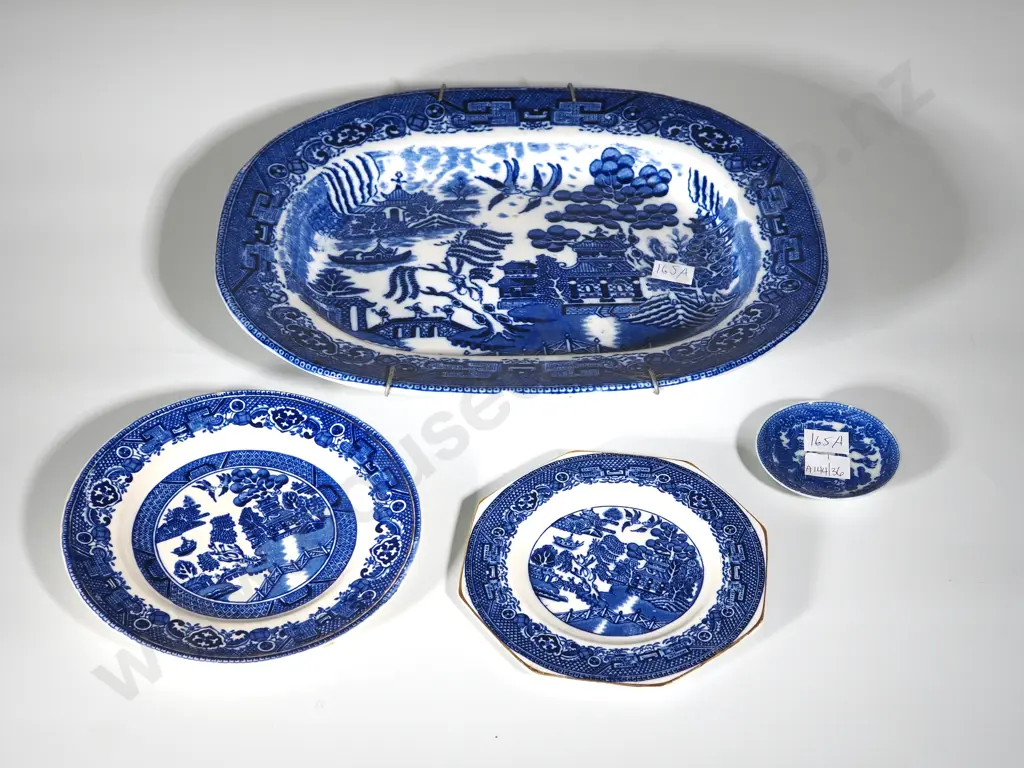 Four English Blue Willow Pattern China Plates including Salver Image 1++