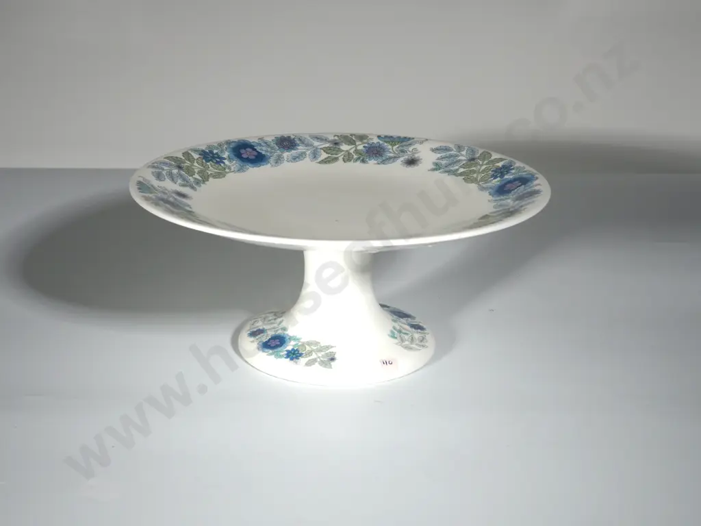 Wedgwood Cake Stand Image 1++