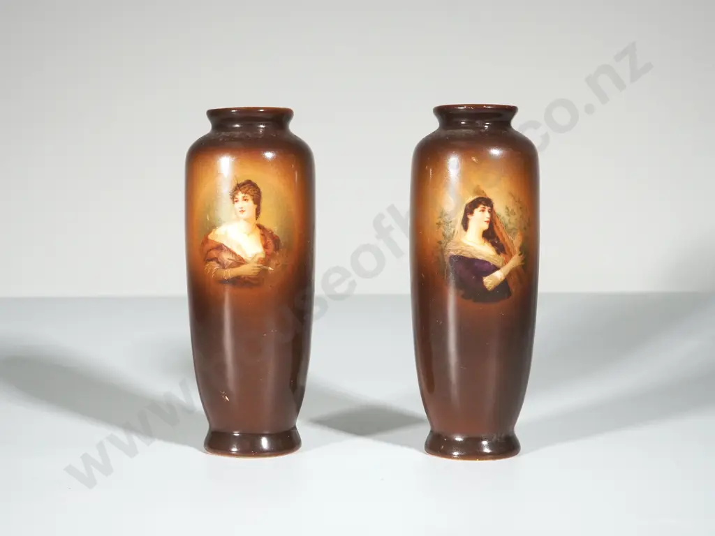 A Pair of Royal Bayreuth Deep Amber Figurative Vases Image 1++