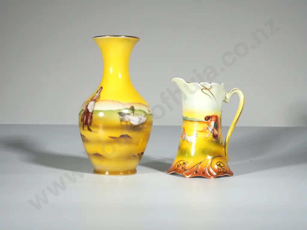 Two Royal Bayreuth Vases Image 1++