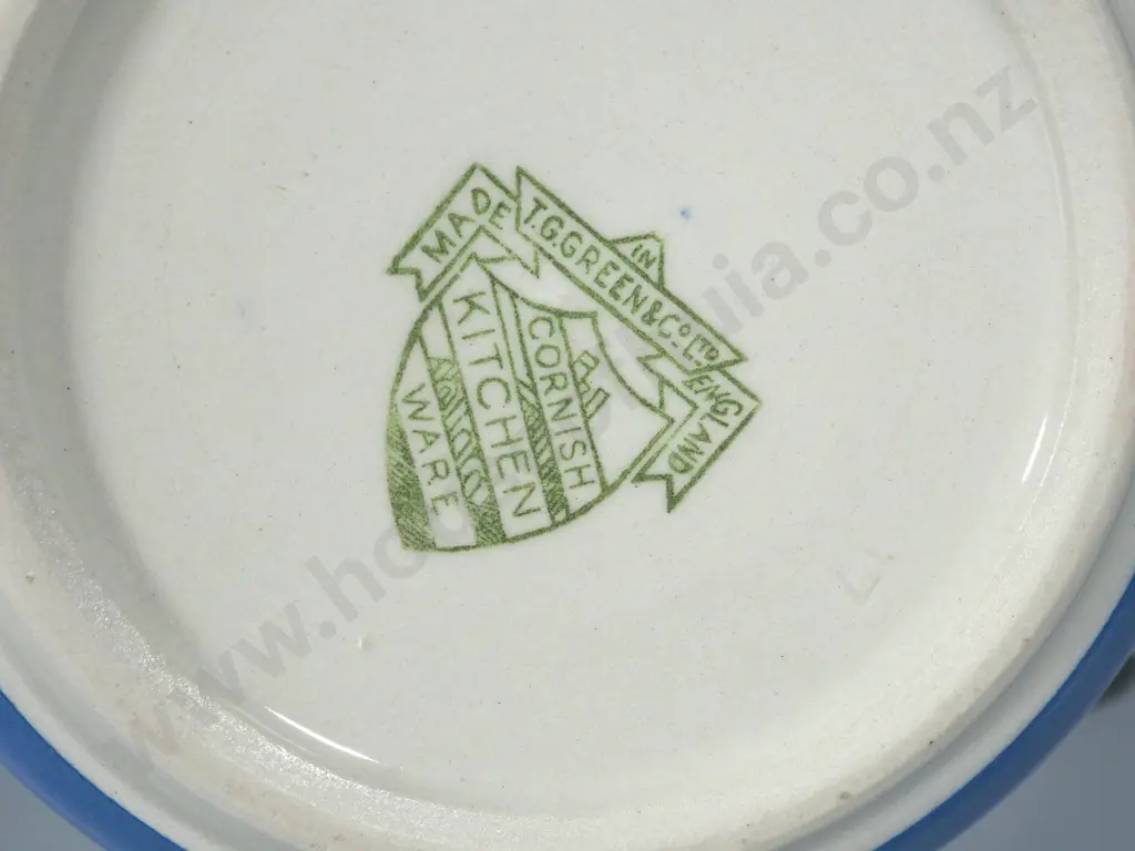 Three Pieces of Cornish Ware Image 1++