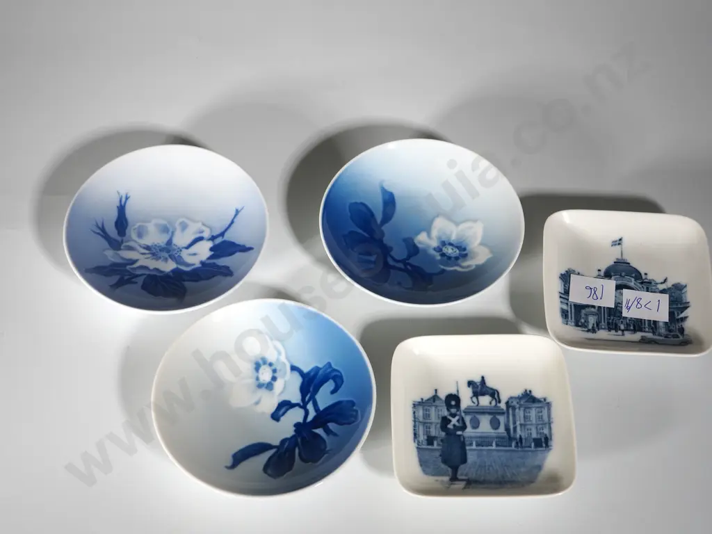 Lot of 5 Royal Copenhagen Blue Candy Dishes Image 1++