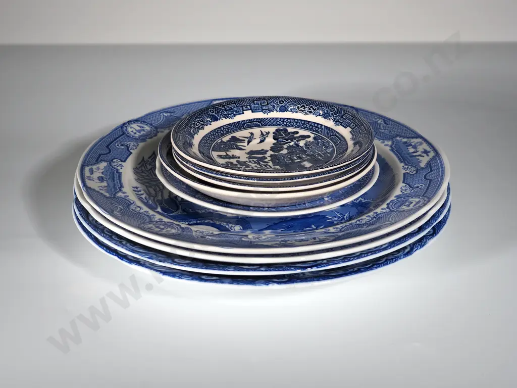 Mixed Lot of English Blue Willow Plates Image 1++