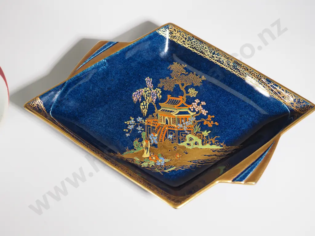 Two Carlton Ware Dishes - One Oriental & One Australian Design Image 1++