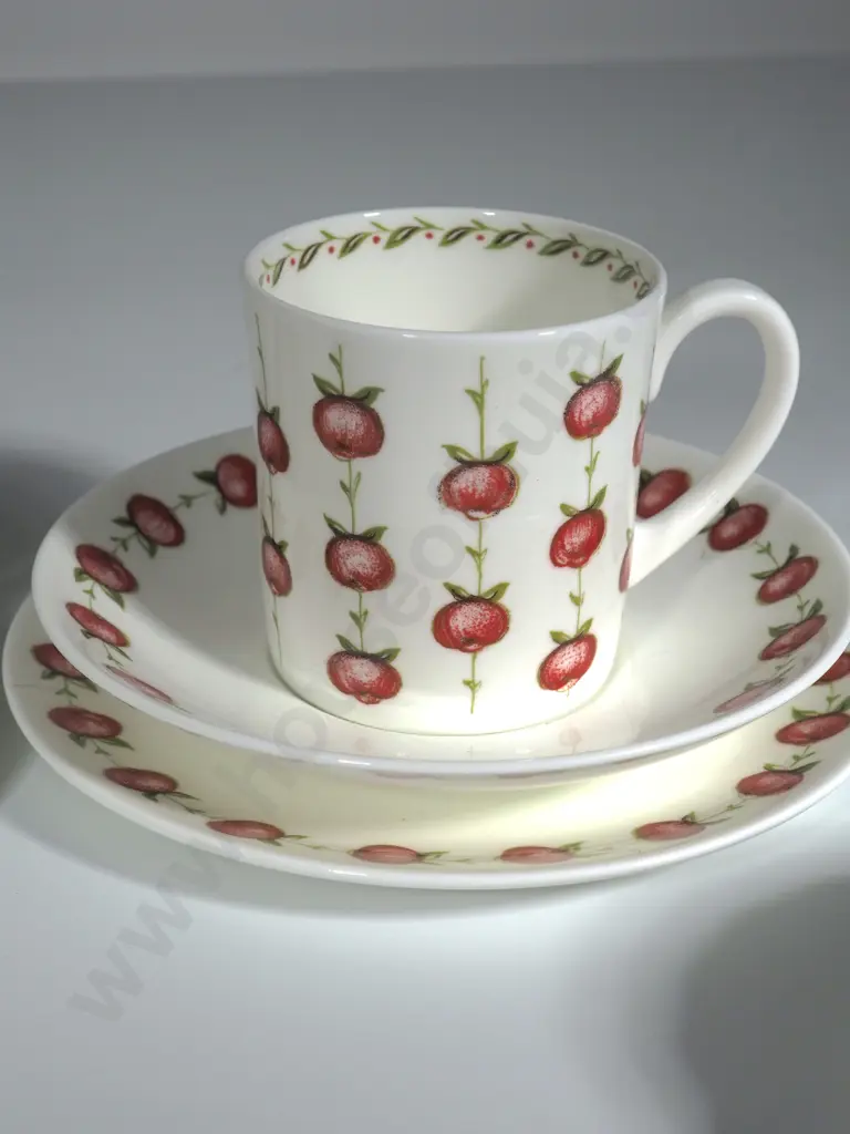 Four China Trios (Cups, Saucers and Side Plates) Image 1++