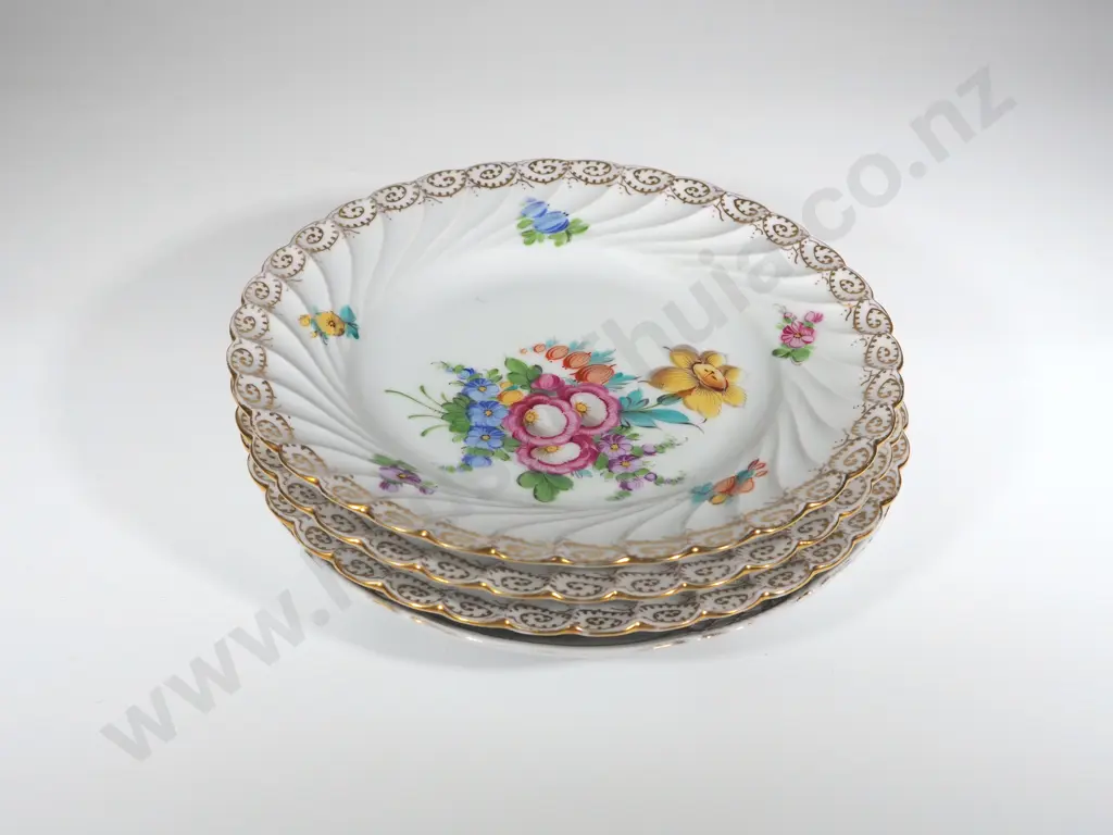 A Lot of Four Gilded Dresden China Plates Image 1++