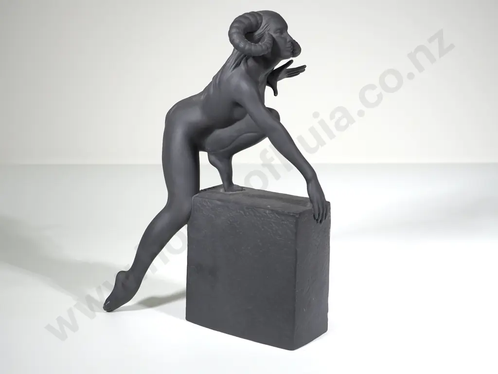 Royal Copenhagen Aries Porcelain Image 1++