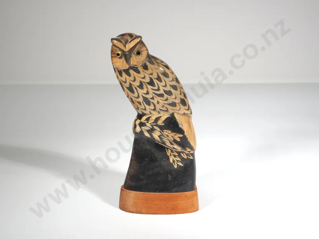 Carved Wooden Owl Figurine Image 1++