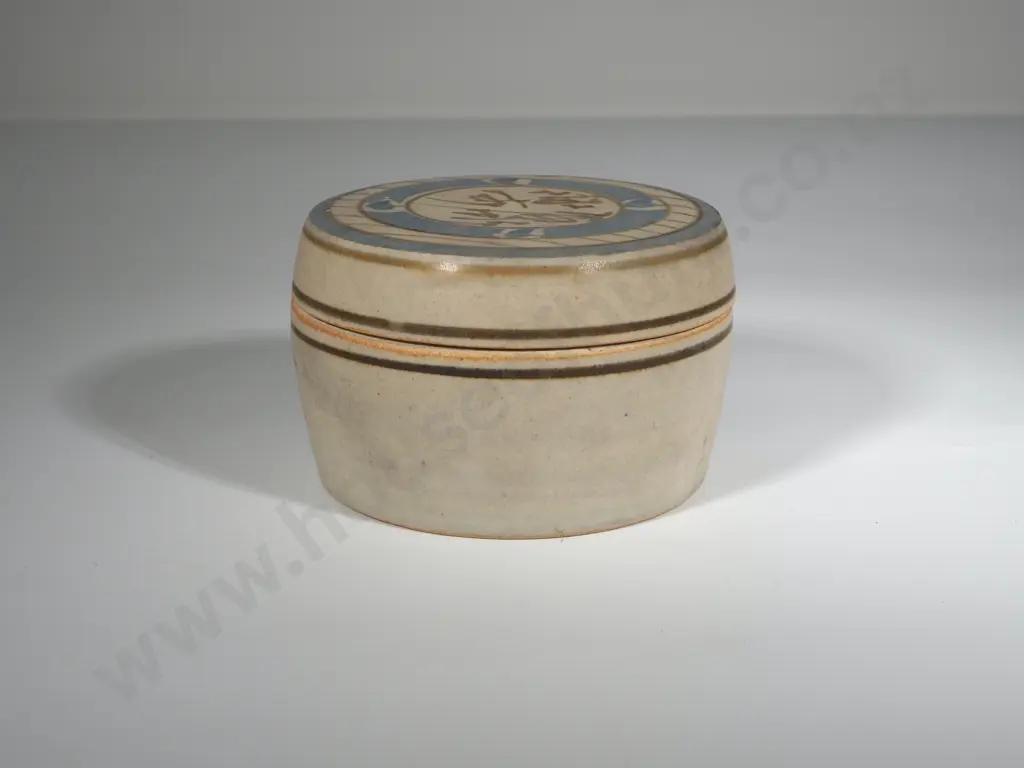 Oriental Earthenware Lidded Bowl Image 1++