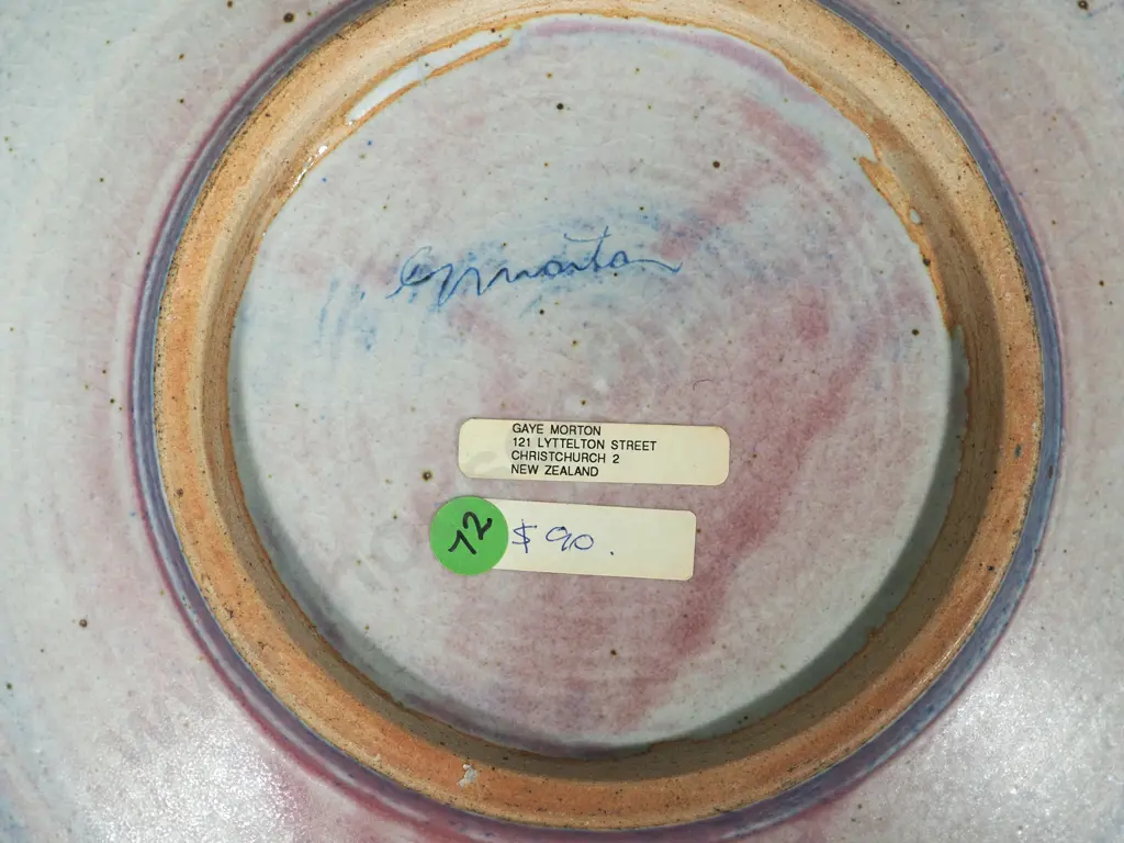 Art Pottery: Gaye Moreton Decorative Shallow Bowl Image 1++