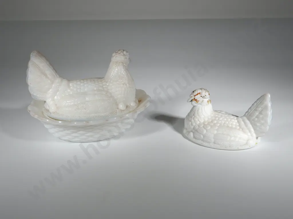 Milk Glass Hen Nesting Vase & Spare Top Image 1++