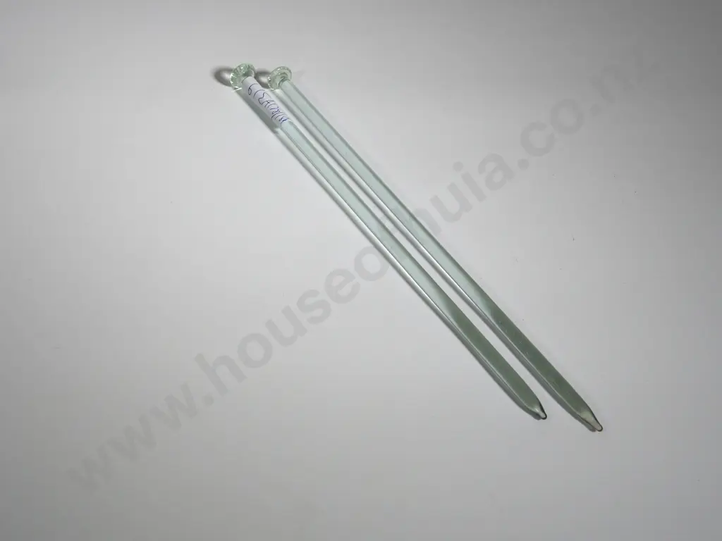 Pair of Glass Knitting Needles Image 1++