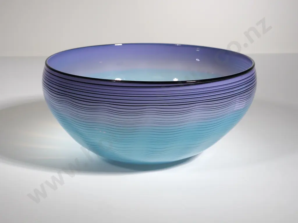 large hand made art glass bowl  Image 1++