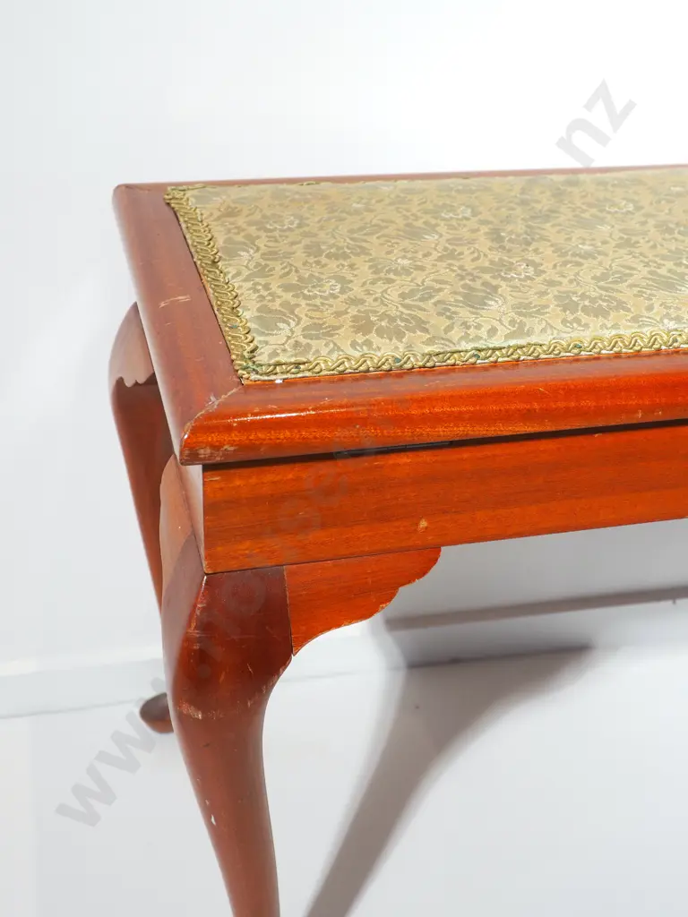 Vintage Piano Stool w Upholstered Lid & Cabriole Legs Image 1++