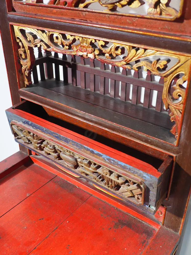 Ornate Chinese Dresser w Gilded Dragons, Birds & Flowers Image 1++