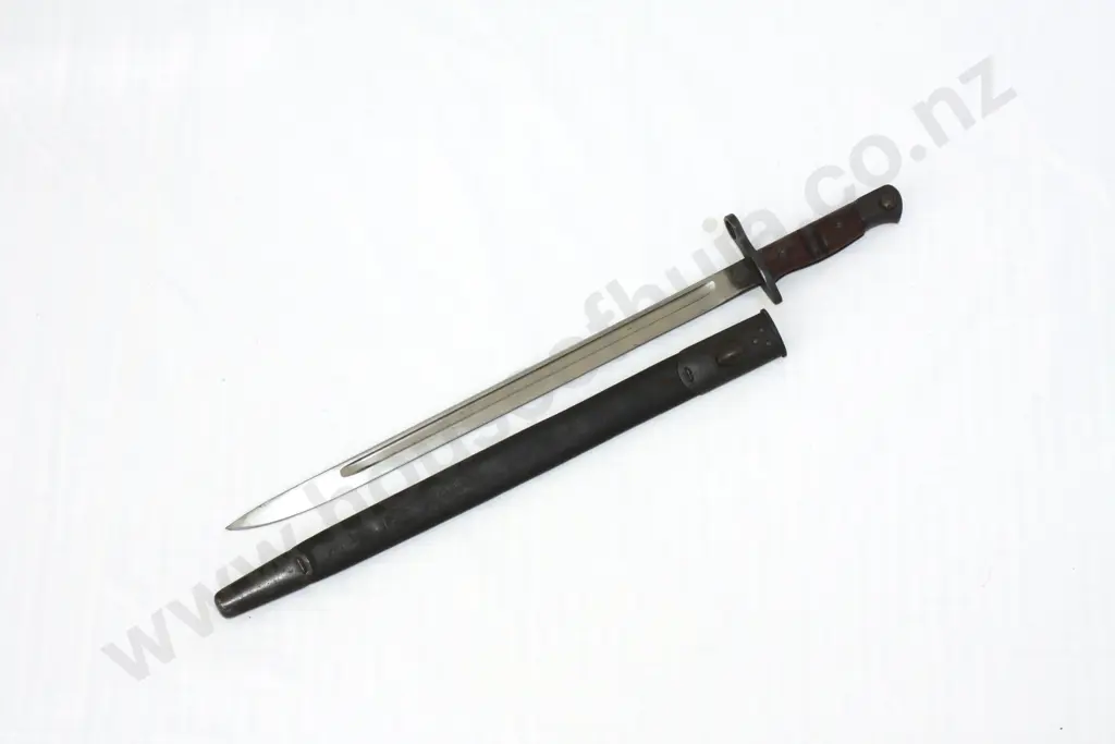 British 1913 Pattern Bayonet. Remington 1916 Image 1++