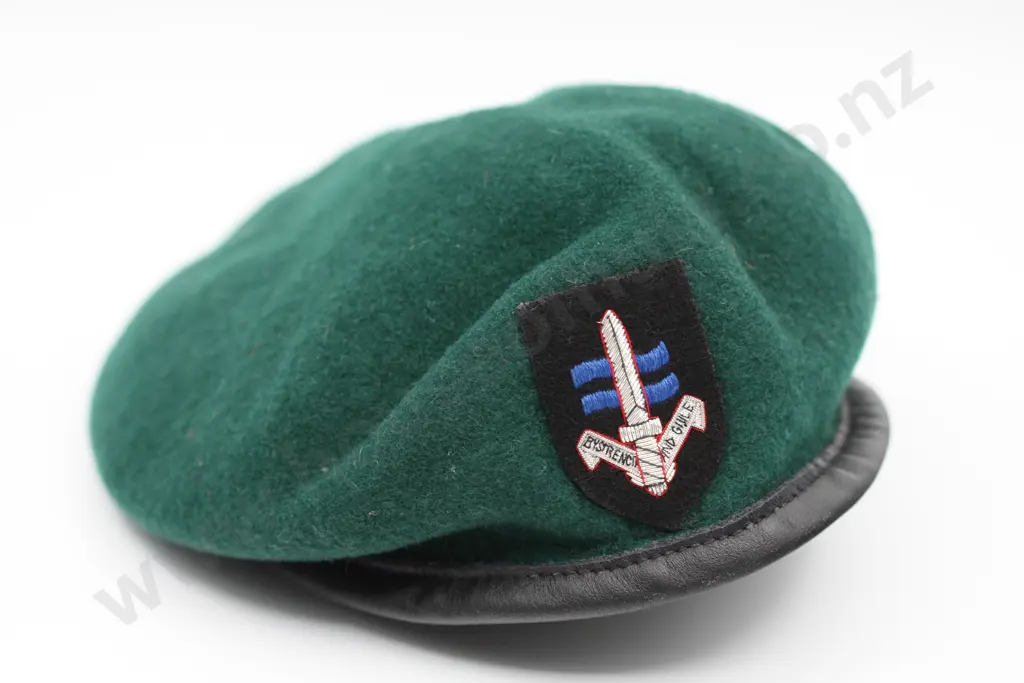 Post WW2 Green SBS Beret Image 1++