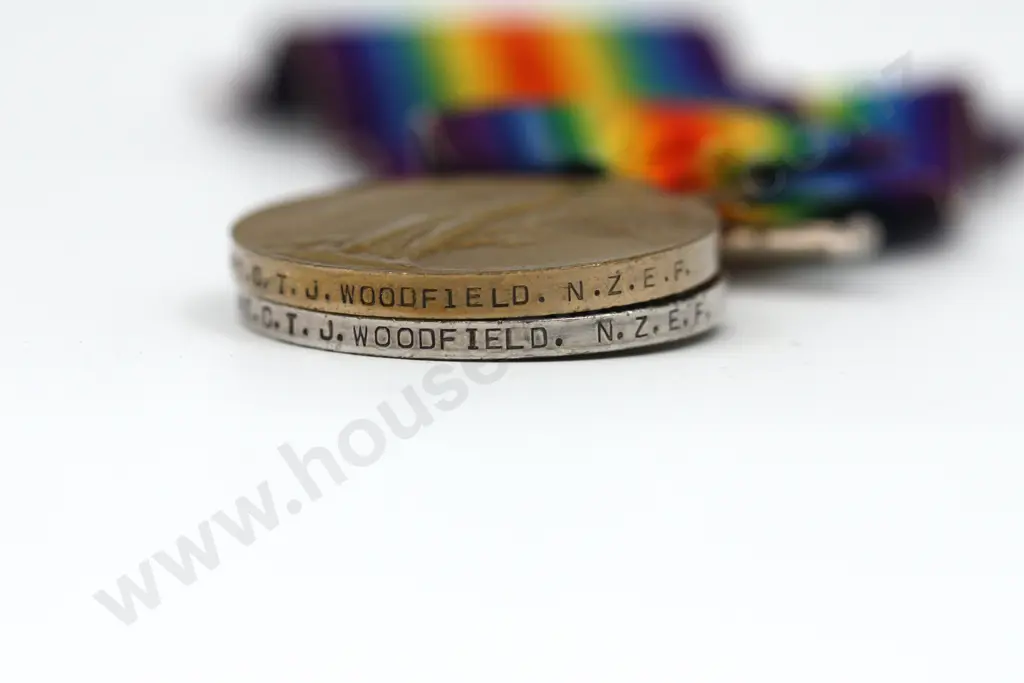 NZEF Trio/WW2/LS Group to 8/1088 Capt. CTJ Woodfield Image 1++