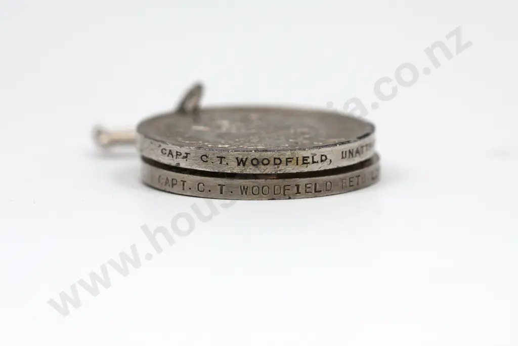 NZEF Trio/WW2/LS Group to 8/1088 Capt. CTJ Woodfield Image 1++