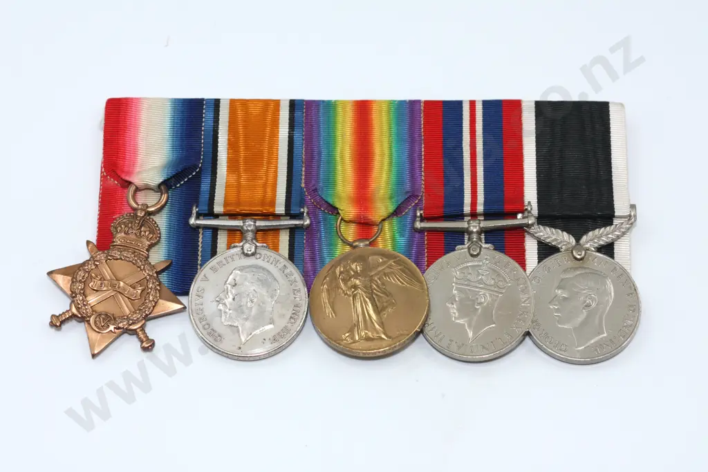 NZEF Trio and WW2 Pair to 10/2218 FJG McDougall Image 1++