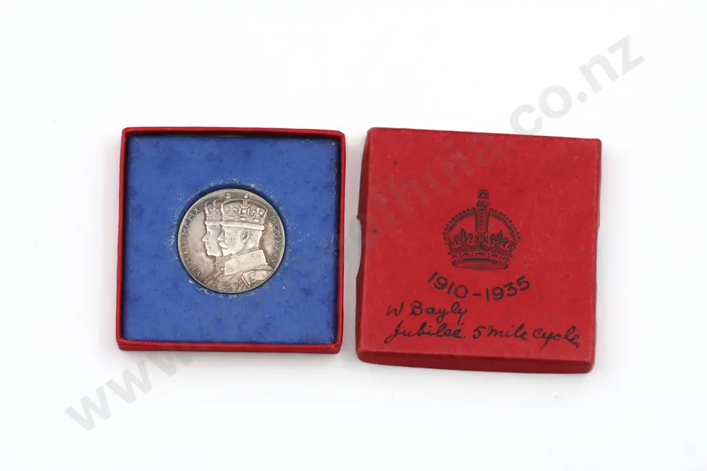 W Bayly WW2 Airforce Group & Photos  Image 1++