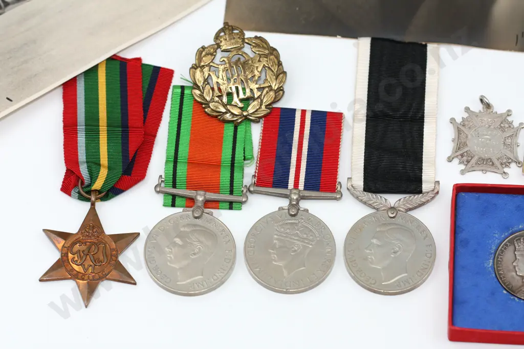 W Bayly WW2 Airforce Group & Photos  Image 1++