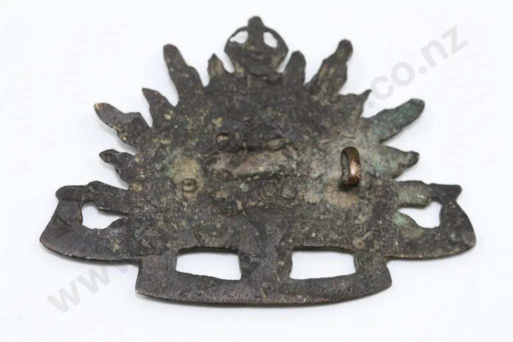 WW1 Australian Sand Cast Camel Corp Badge  Image 1++