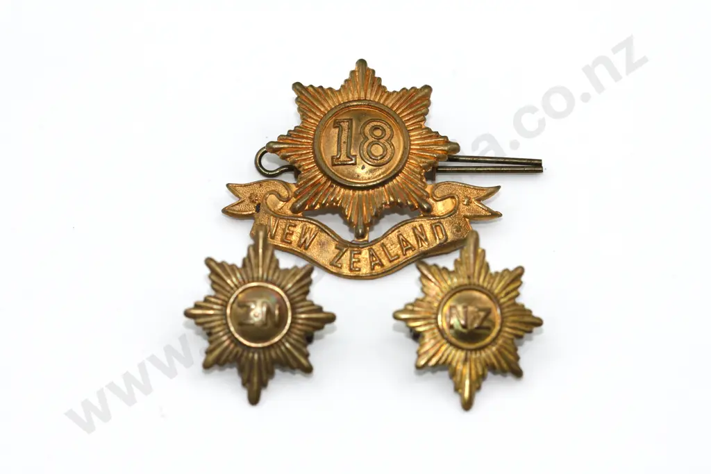 WW1 NZ 18th Reinforcements Cap & Collar Badges (3) Image 1++