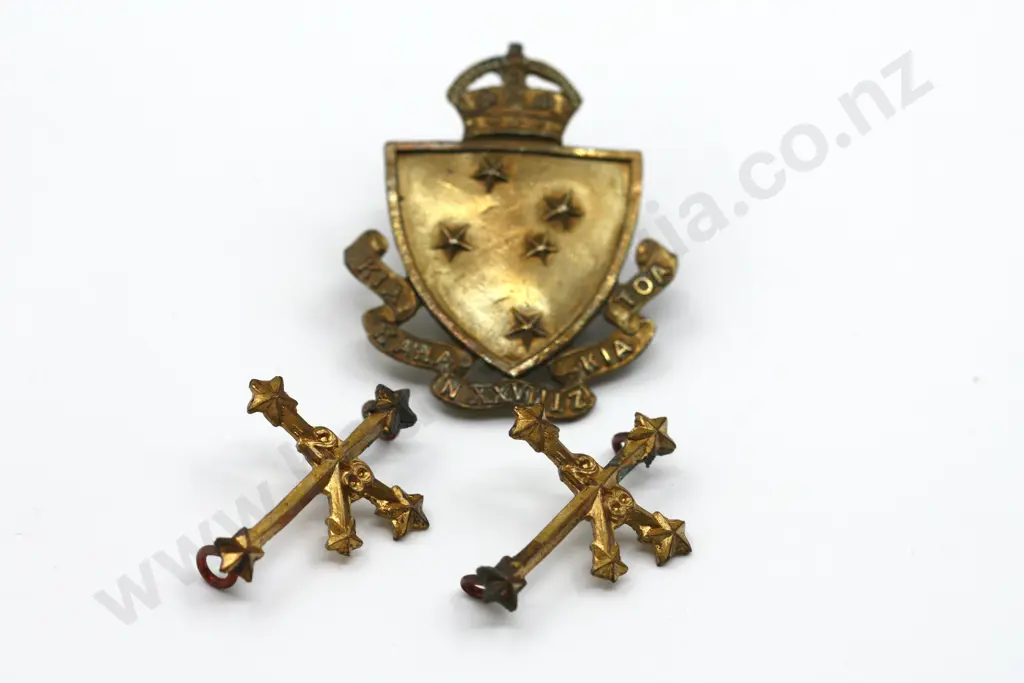 WW1 NZ 28th Reinforcements Cap & Collar Badges (3) Image 1++