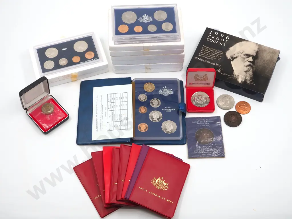 16 Assorted Australian Proof & Uncirculated Sets Image 1++