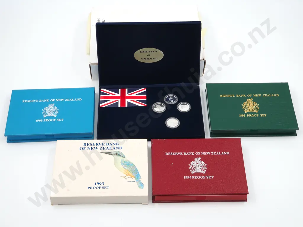 5 New Zealand Proof Sets Total CV $420 NZD Image 1++