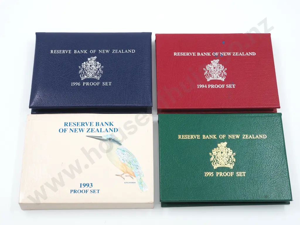 4 New Zealand Proof Sets Total CV $420 NZD Image 1++