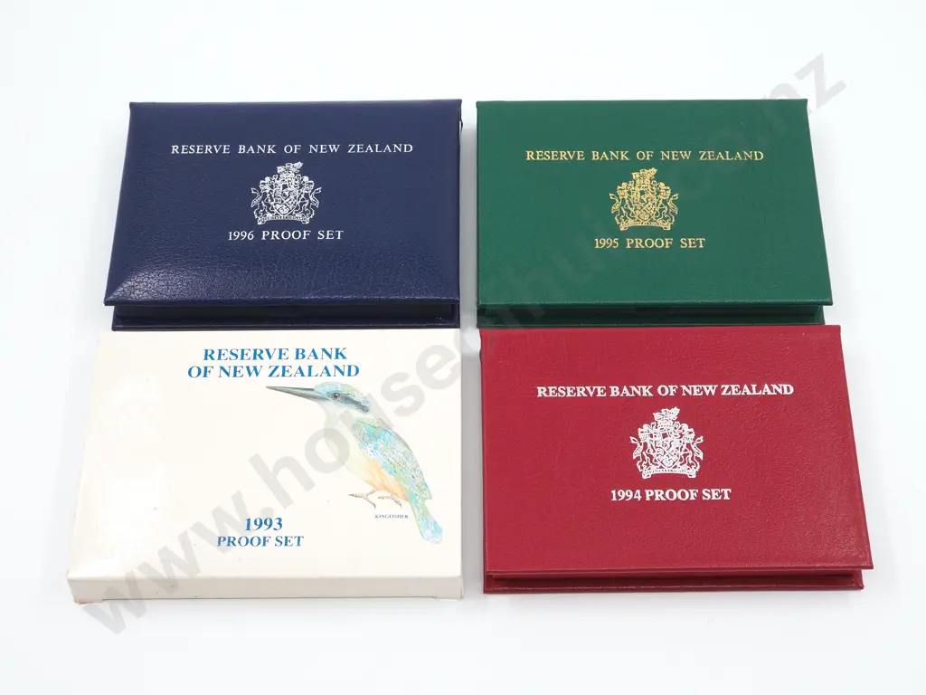 4 New Zealand Proof Sets Total CV $305 NZD Image 1++