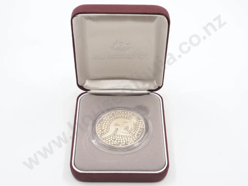 2001 Australia $1 Silver Roo Coin Image 1++