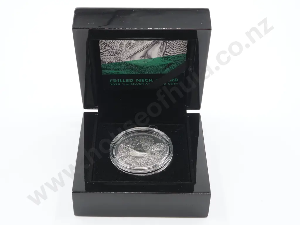 2020 New Zealand Cased Antiqued Silver Coin: Frilled Lizard Image 1++