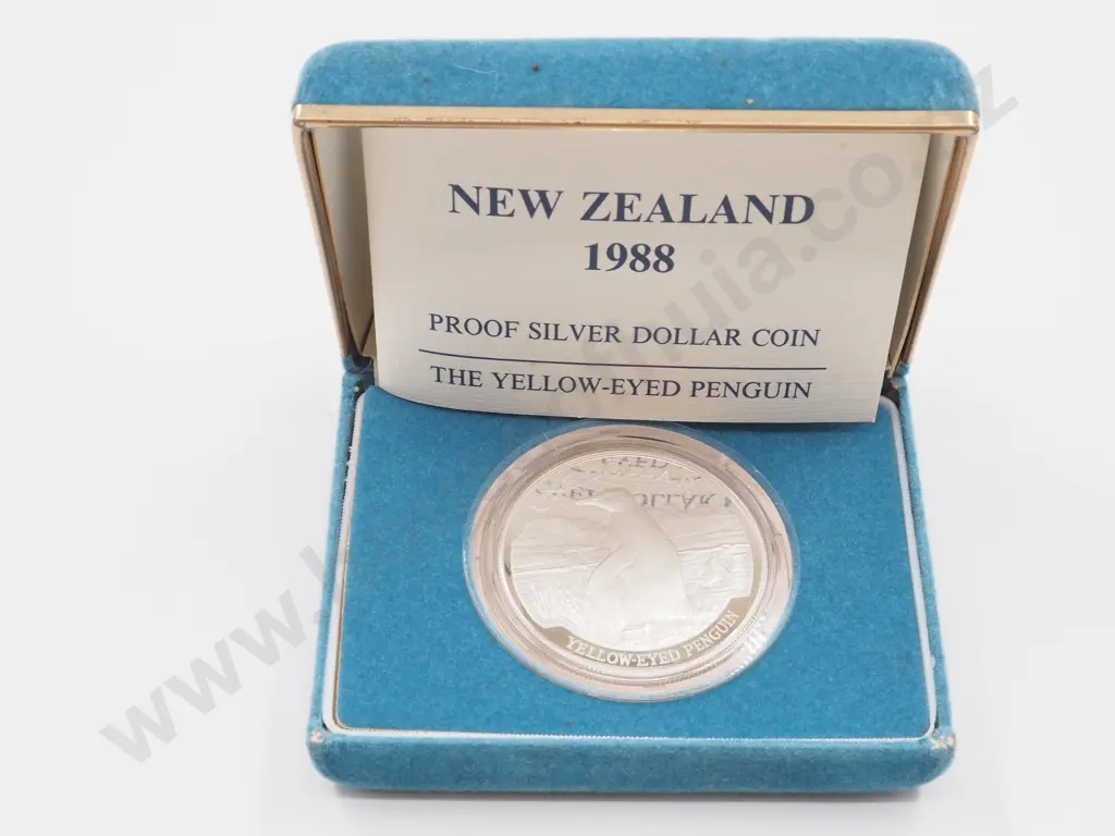 1988 New Zealand Proof Dollar Yellow-eyed Penguin Image 1++