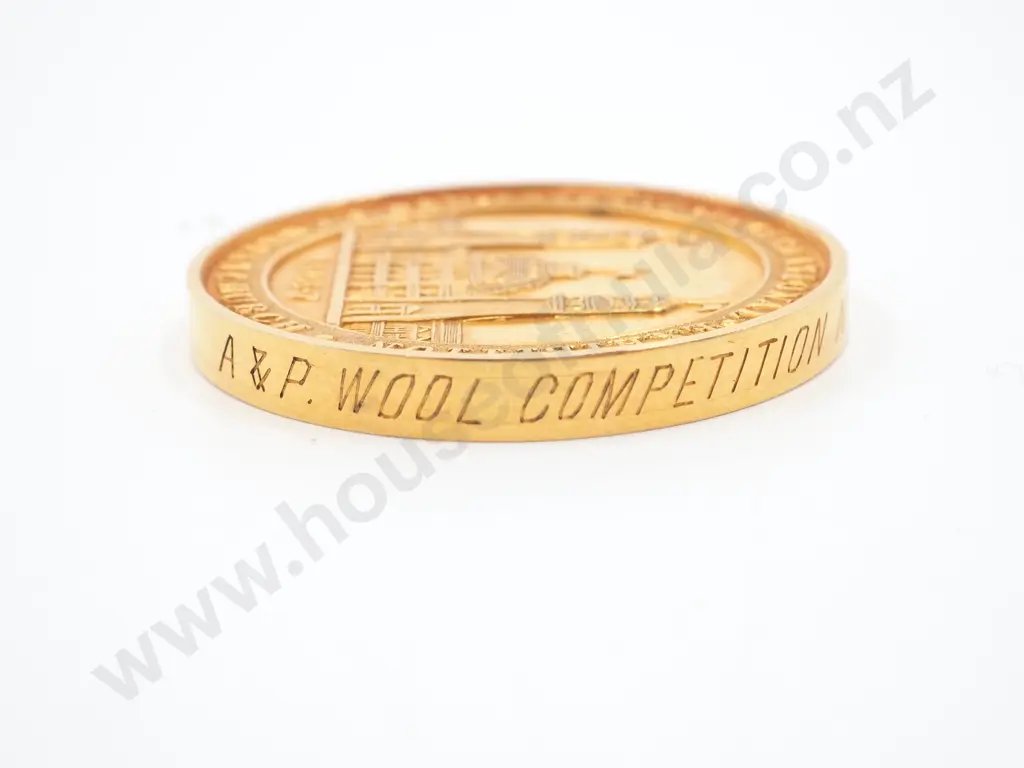 1906-07 New Zealand International Exhibition Christchurch 9ct Gold Award Medal to Watson Shennan Image 1++