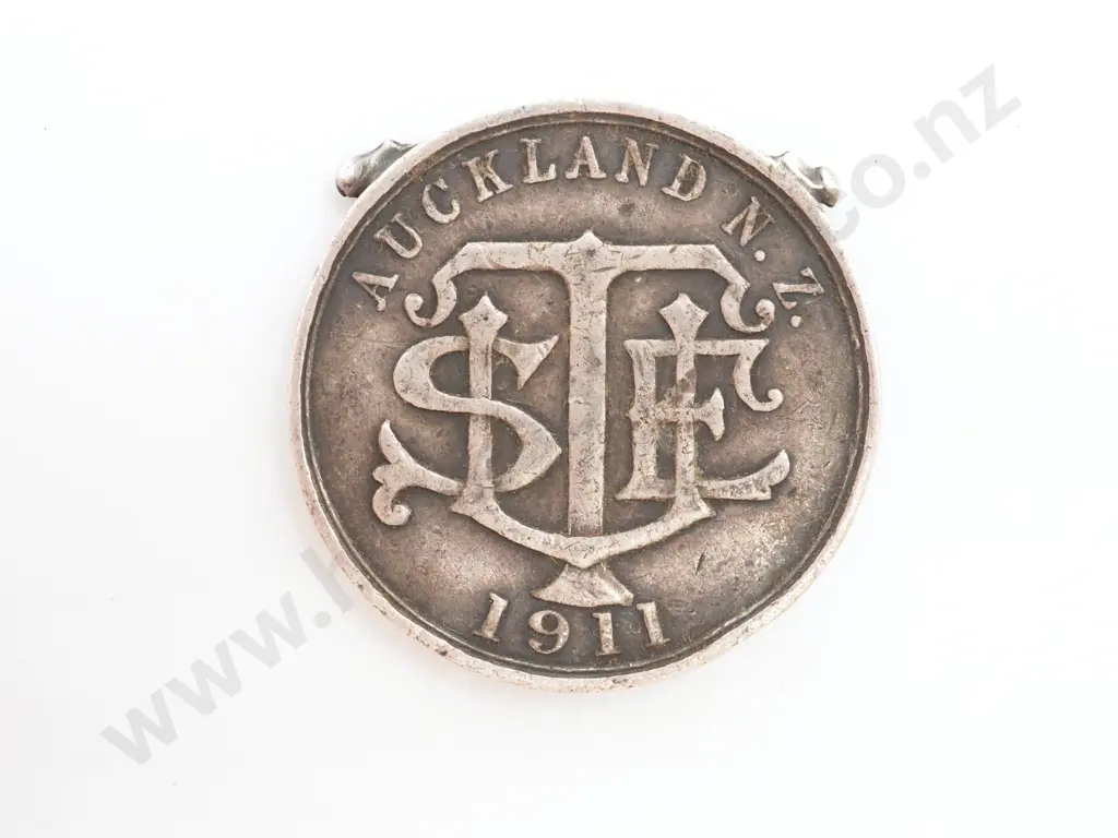 Auckland 1911 School Prize Medal: Unawarded Image 1++