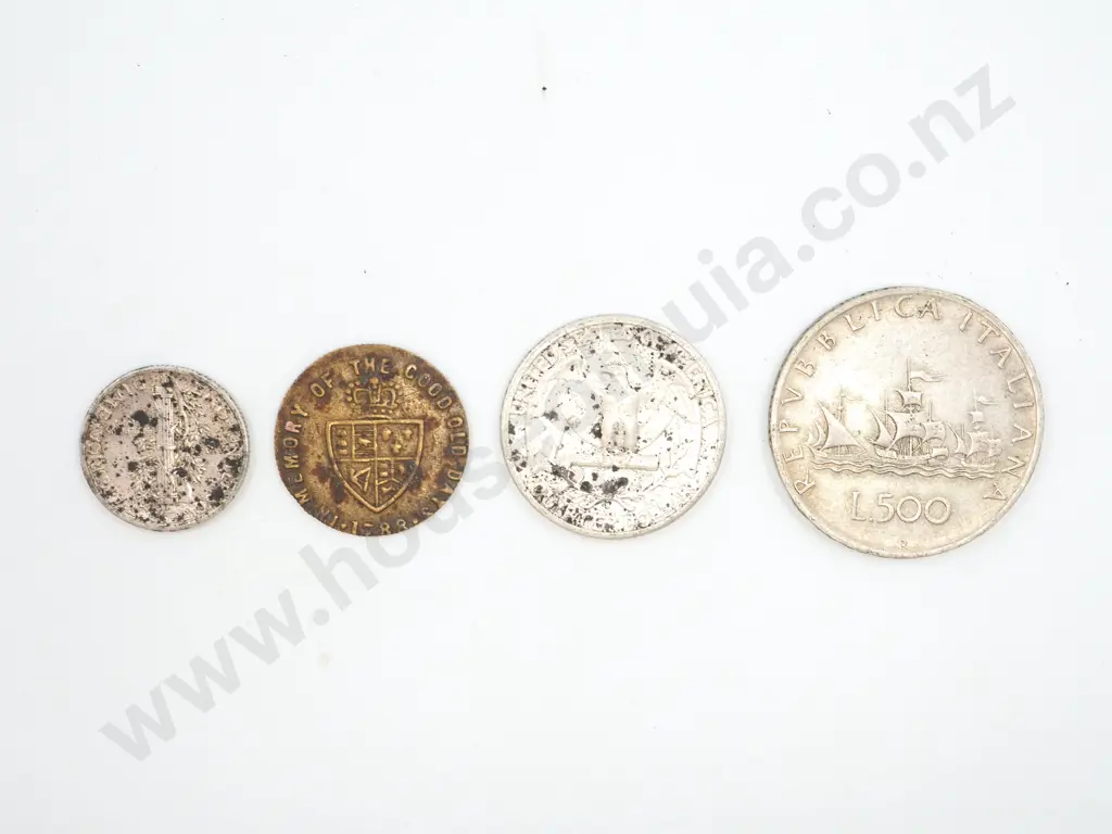 Mixed Lot of English Coins & Tokens Image 1++