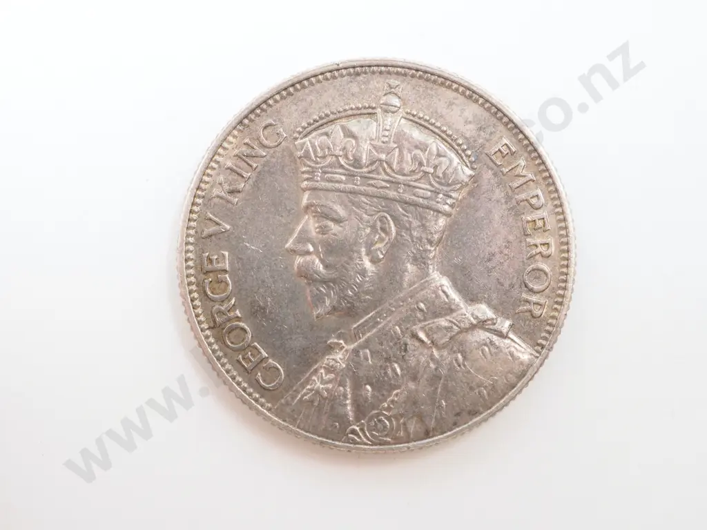 1935 New Zealand Florin gEF Krause 4, CV $350 NZD Image 1++