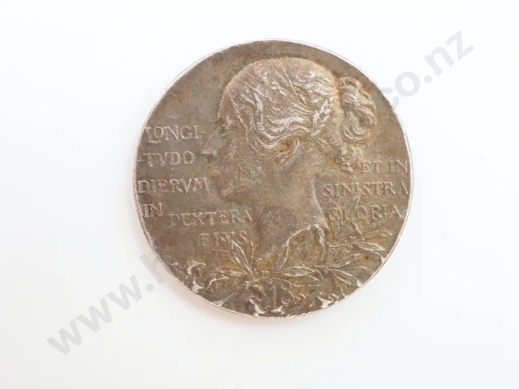 1897 United Kingdom Victoria Jubliee Medal (Small Version) Image 1++