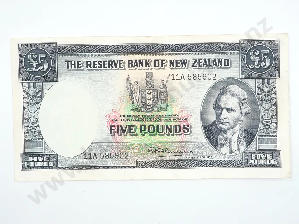 New Zealand Five Pound Banknote: Fleming Image 1++