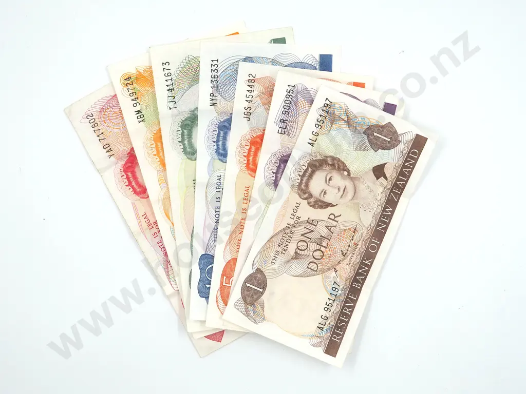 Complete set of New Zealand Banknotes $1/$2/$5/$10/$20/$50/$100 Image 1++