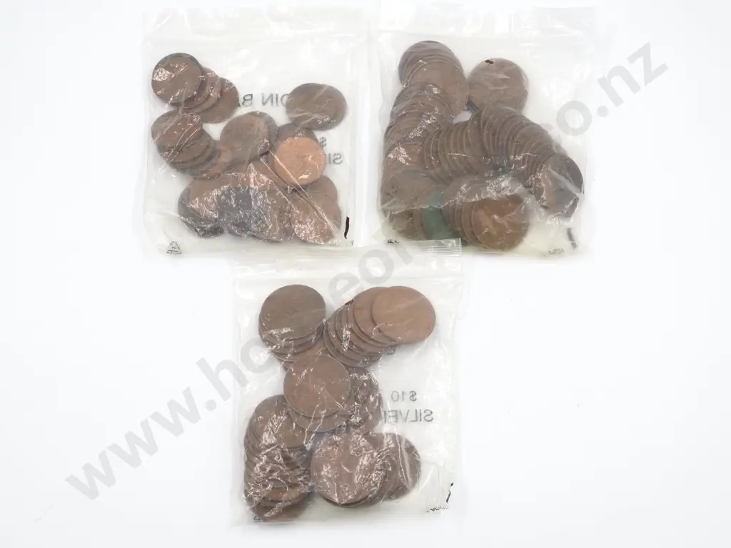Lot of NZ Pennies, Half Pennies, & Australian Pennies Image 1++