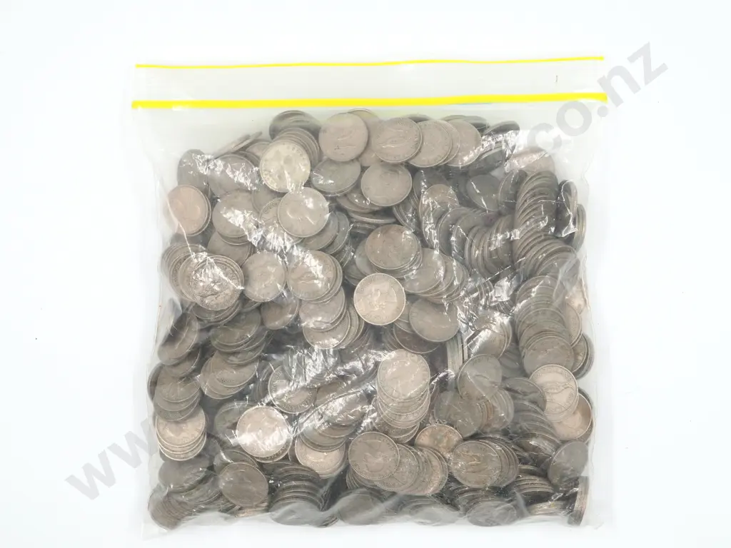 2.408 KGs of Assorted New Zealand Sixpence Image 1++