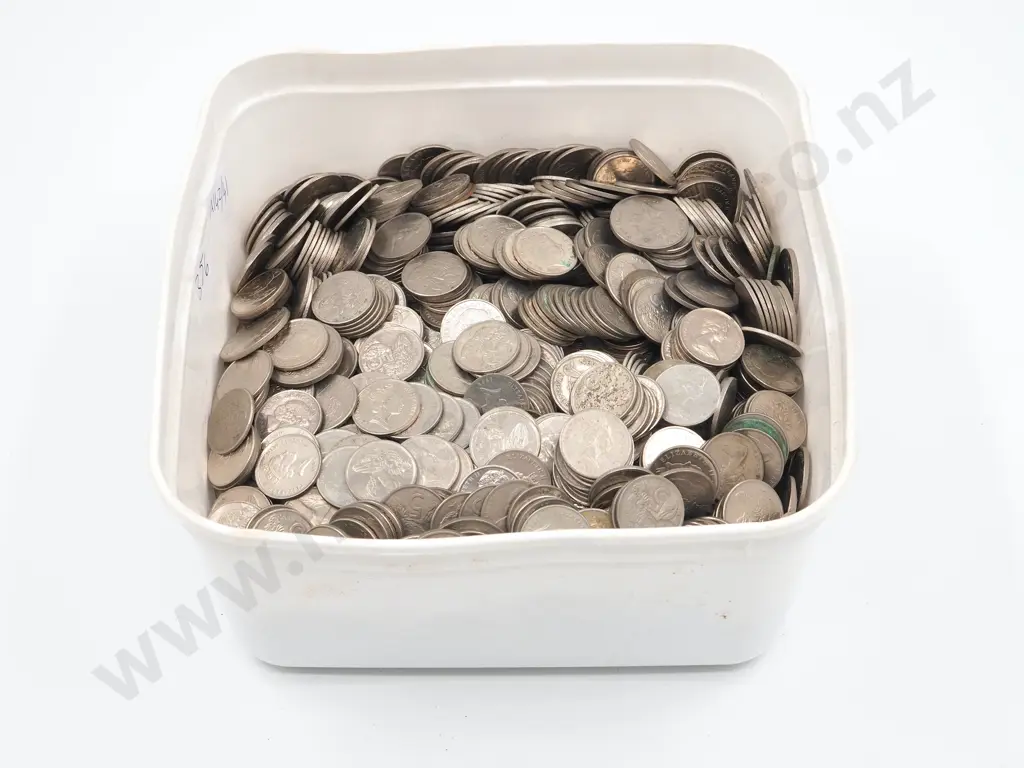 5.859 KGs of Assorted New Zealand 5 Cent Coins Image 1++